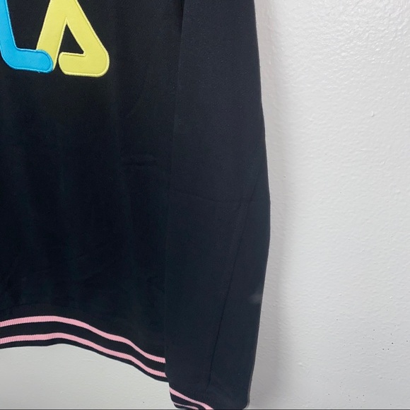 NWT FILA Sweatshirt M - Picture 3 of 6